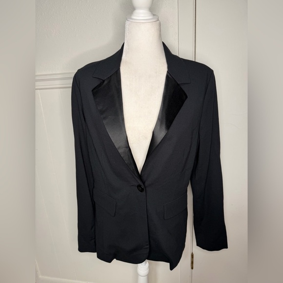 CAbi Black Blazer with Satin Lapel size L - Picture 1 of 7